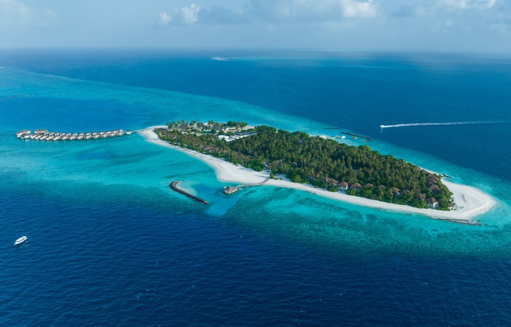 Avani+ Fares Maldives Resort - Bild 3