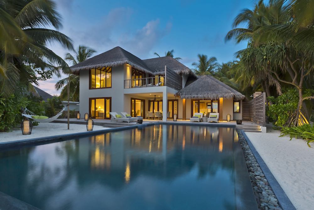 Dusit Thani Maldives — room