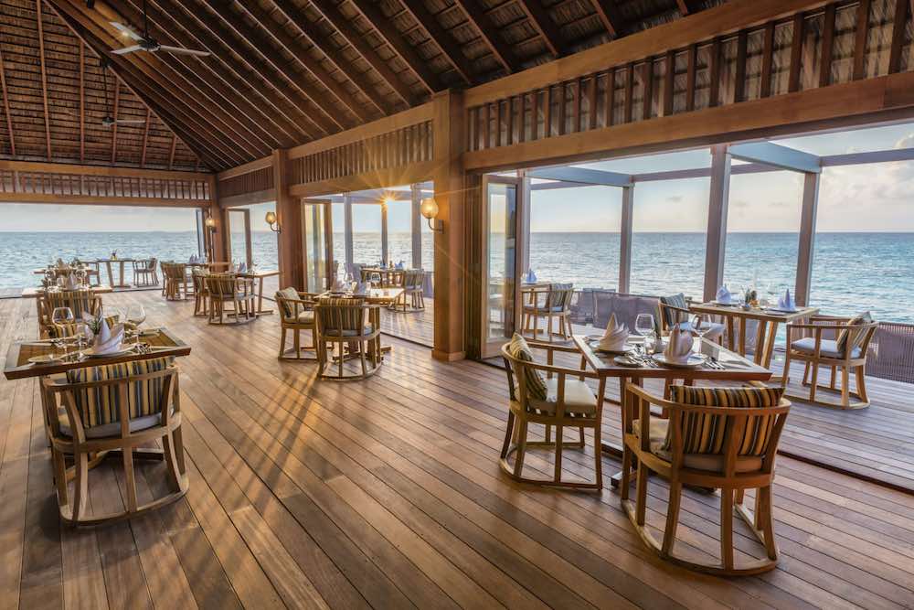 Hurawalhi Island Resort - Bild 2