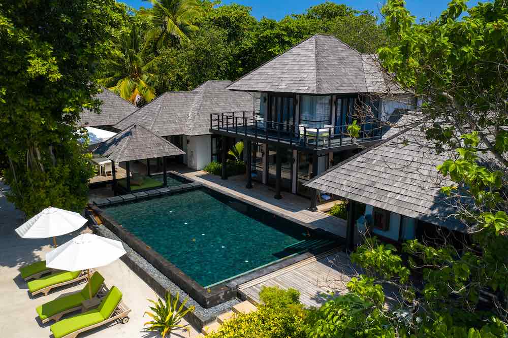 JA Manafaru. Two Bedroom Beach Residence with Family Pool and Private Pool - Bild 2