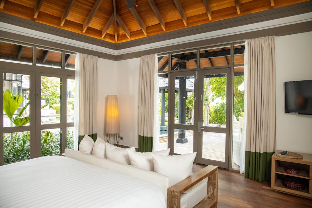 JA Manafaru. Two Bedroom Beach Residence with Family Pool and Private Pool - Bild 4