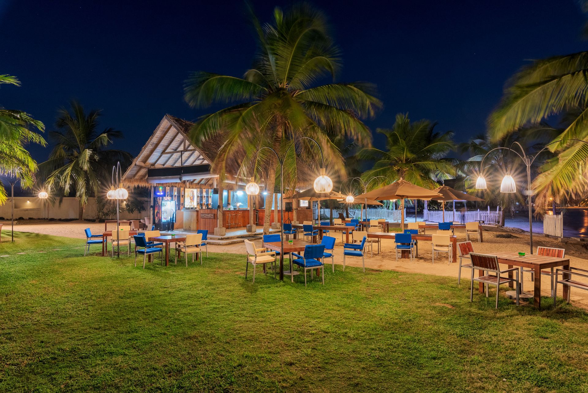 Honey Beach Club