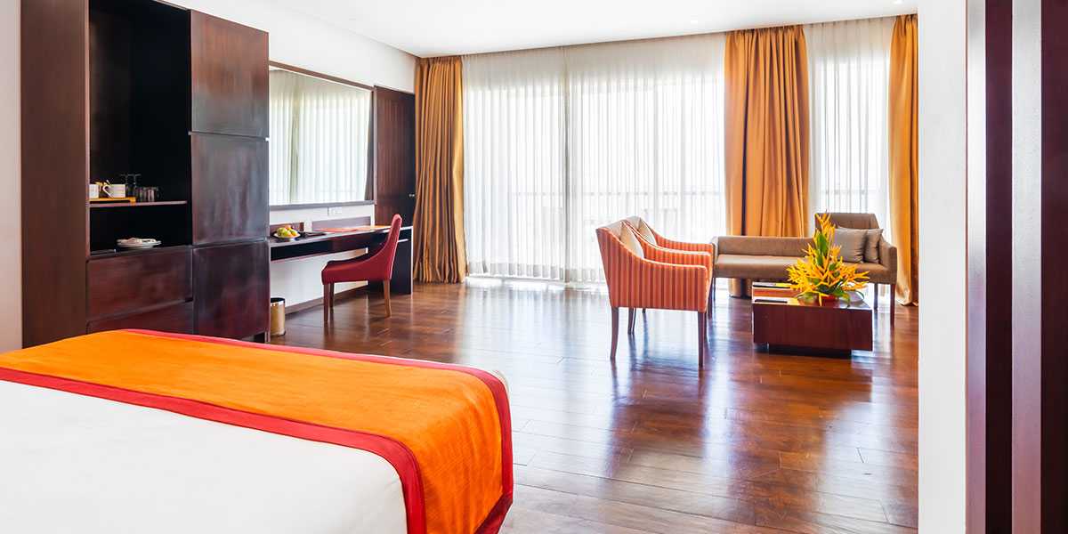 Deluxe Suite