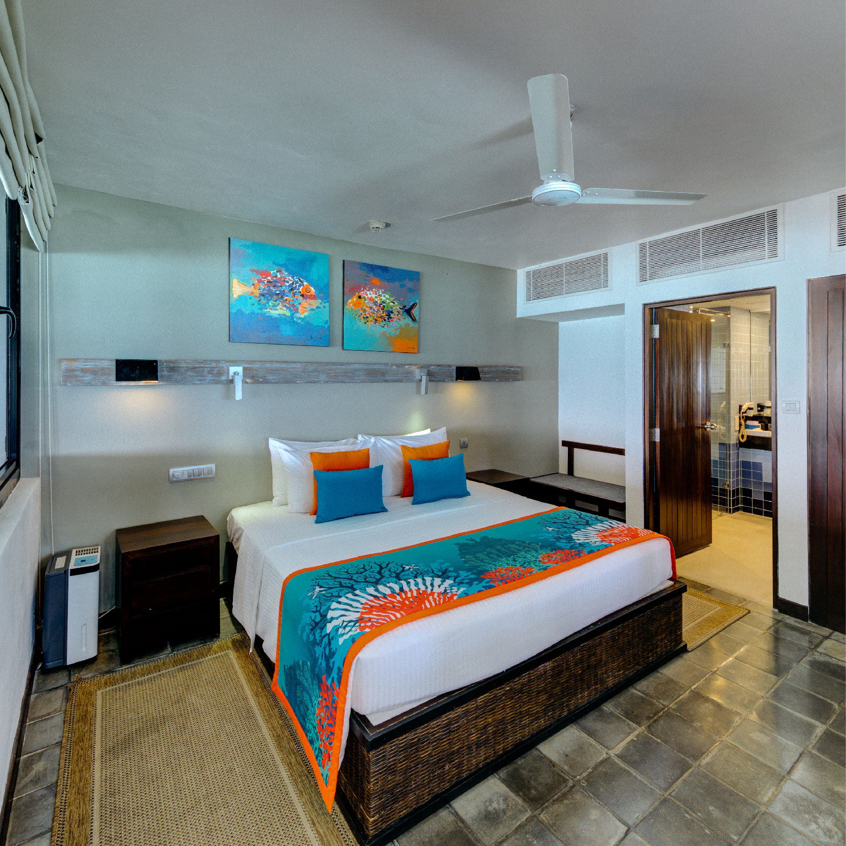 Corner Suite