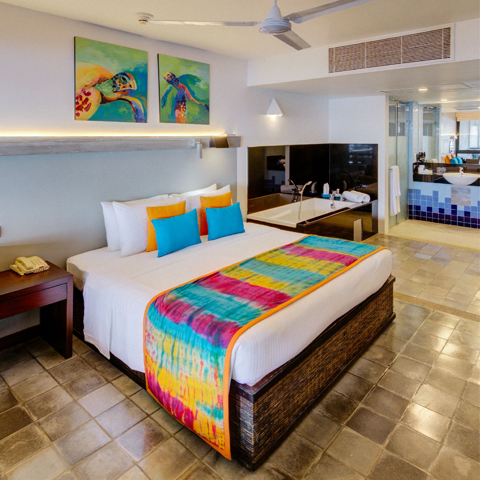 Middle Suite