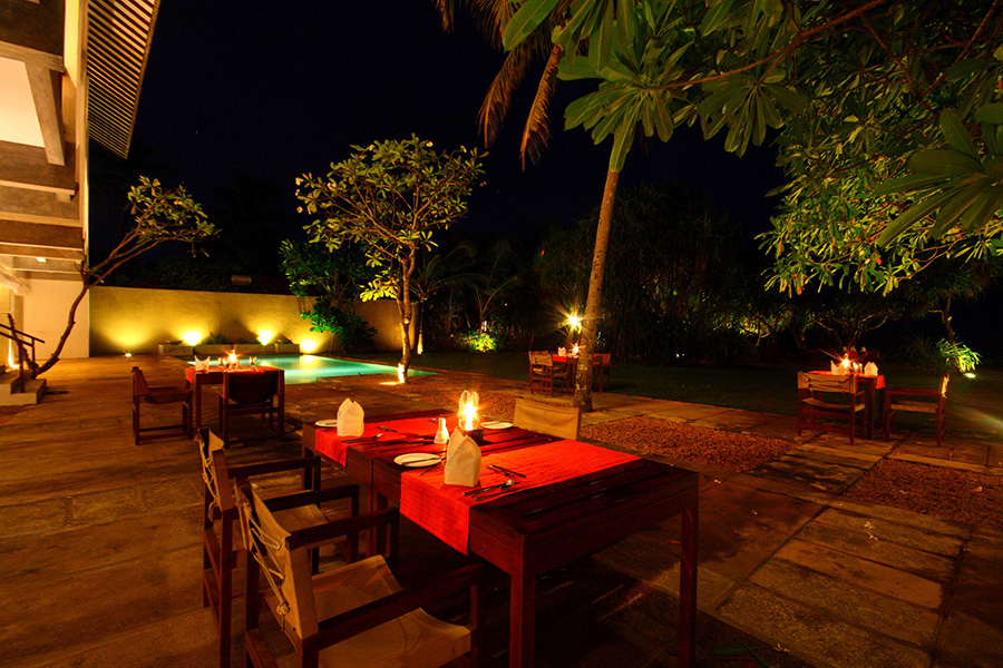 Restaurant & Bar