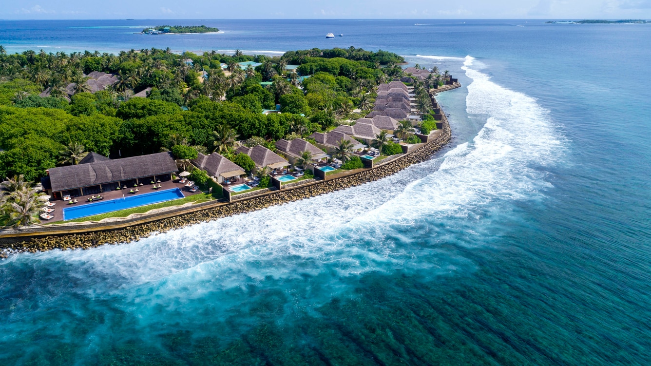 Sheraton Maldives Full Moon Resort & Spa - Bild 2