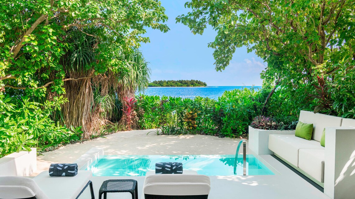 The Westin Maldives Miriandhoo Resort — room