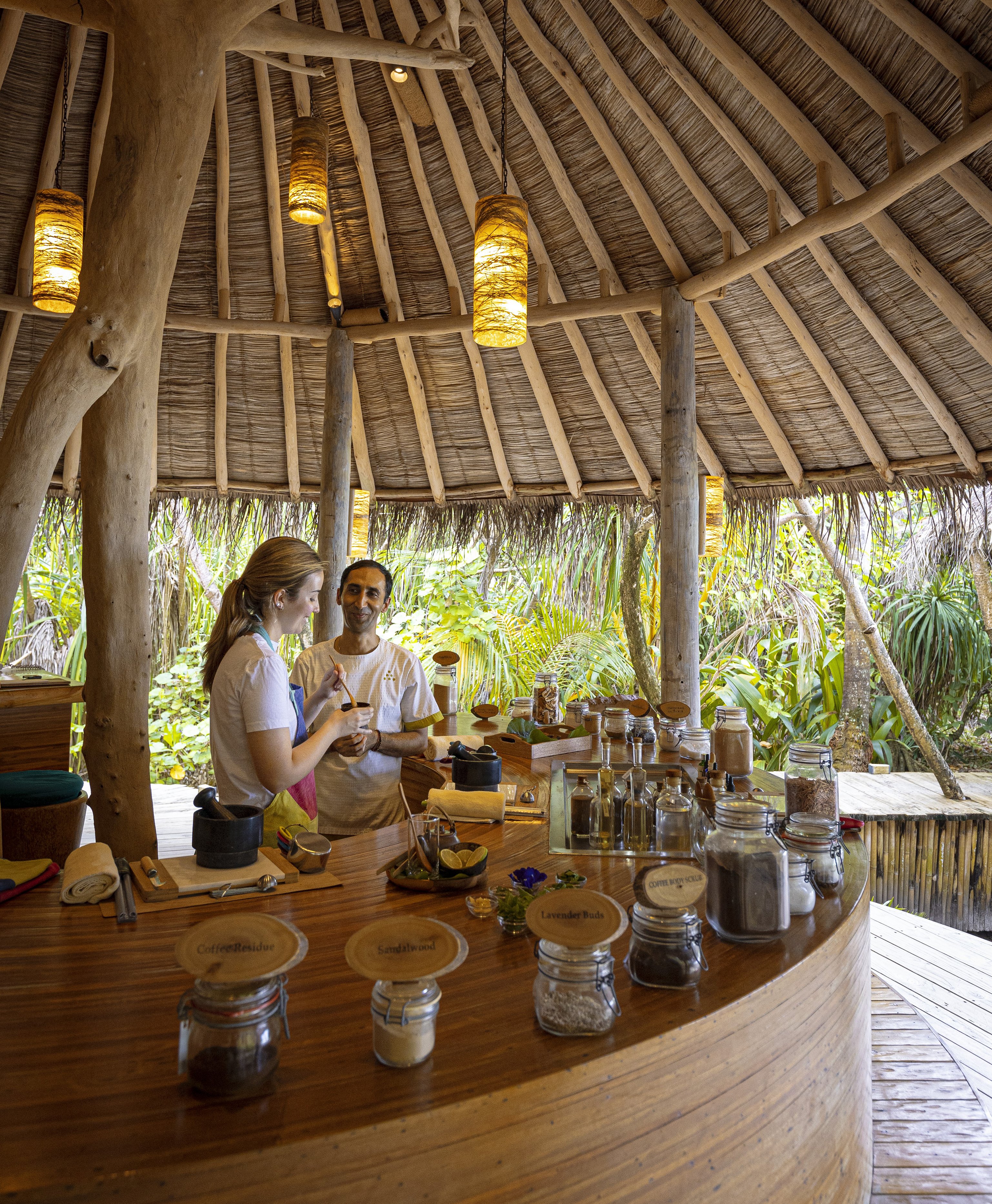 Chill at Six Senses Laamu thumbnail 4