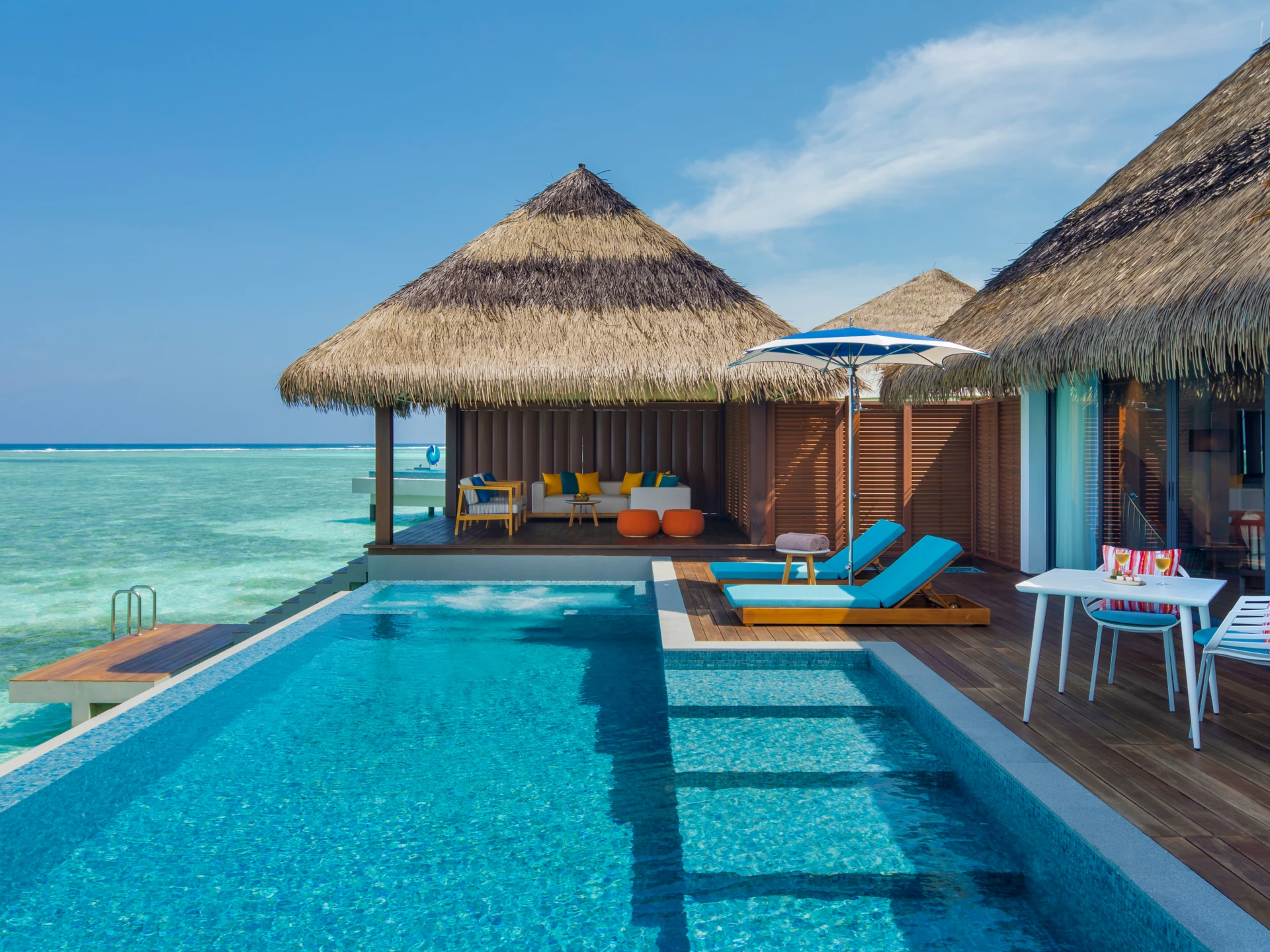 Sunset Ocean Pool Villa