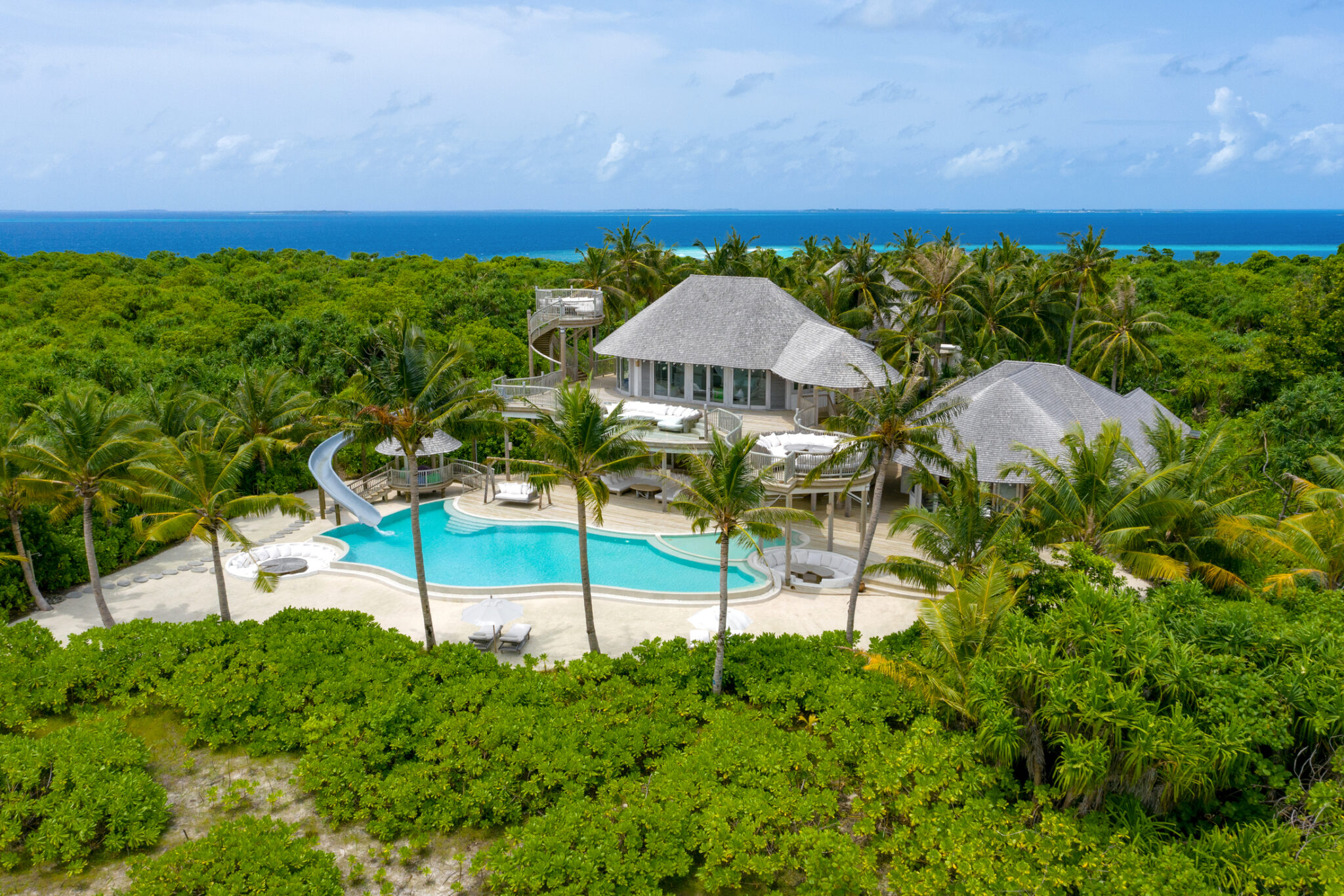 3 Bedroom Island Reserve with Slide at Soneva Jani thumbnail 3