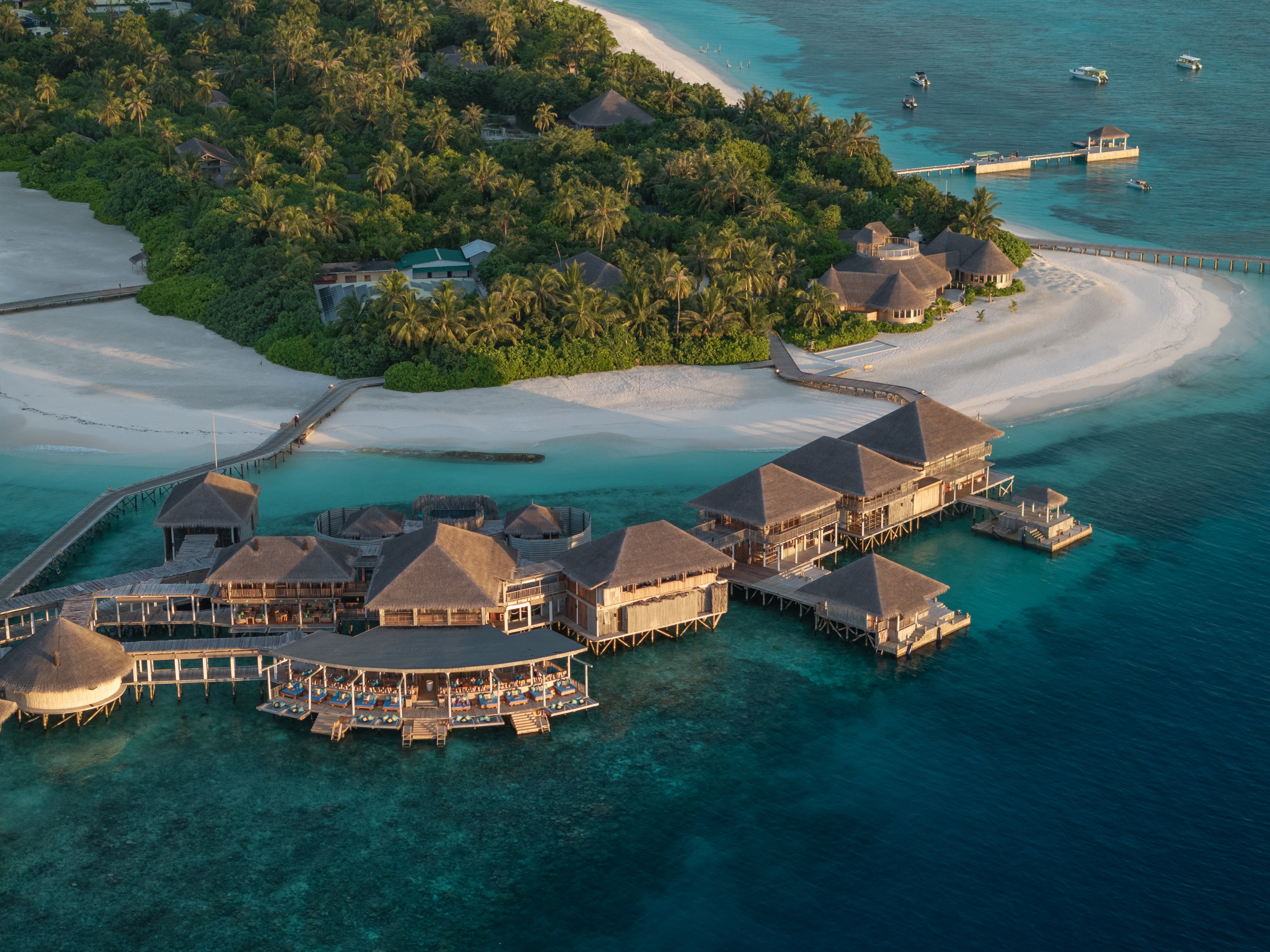 Chill at Six Senses Laamu thumbnail 2