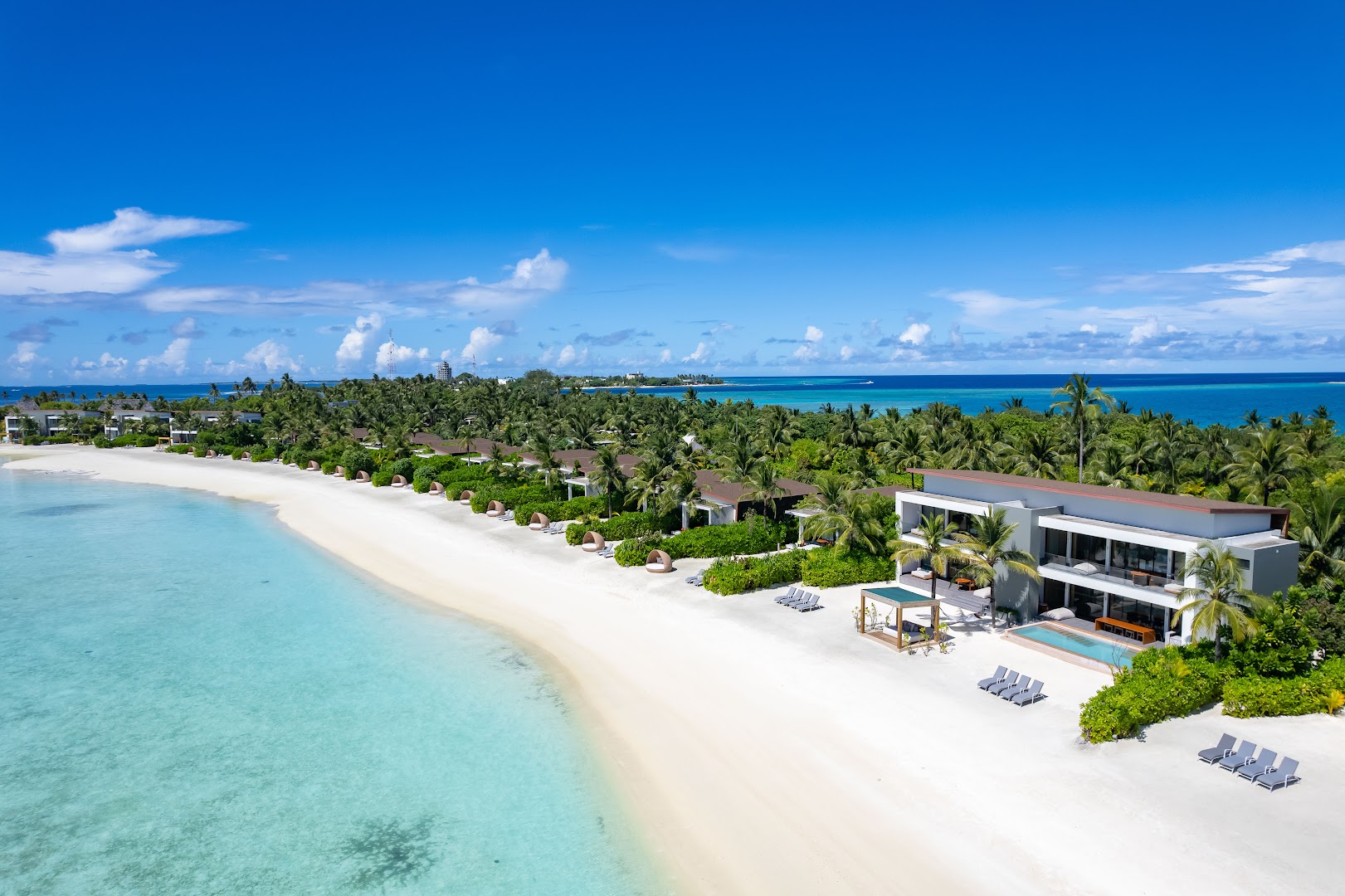 Kuda Villingili Resort Maldives — view 3