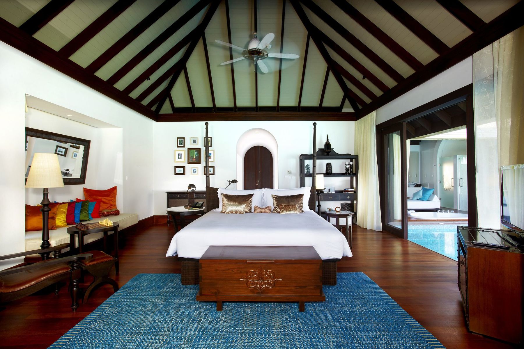 SKY at Anantara Kihavah Maldives Villas thumbnail 5