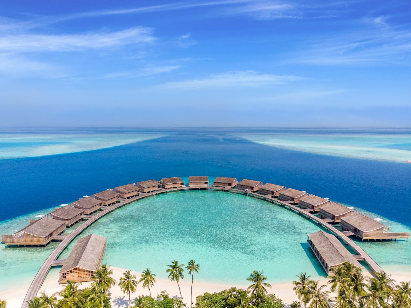 The Retreat Restaurant at Kudadoo Maldives Private Island thumbnail 2