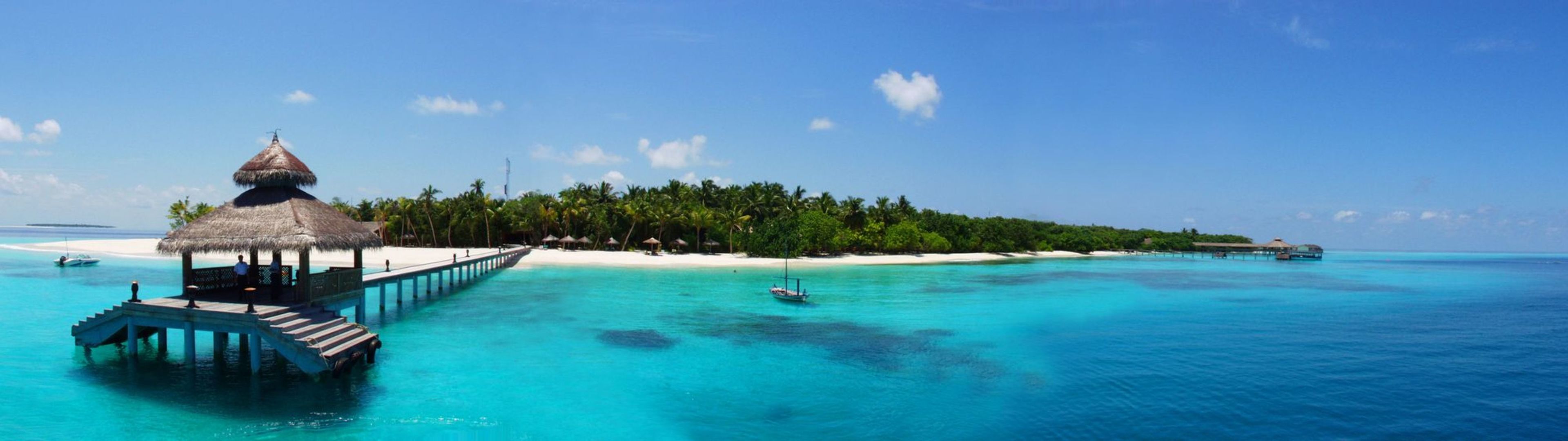 Beachfront Grill at NH Collection Maldives Reethi Resort thumbnail 3
