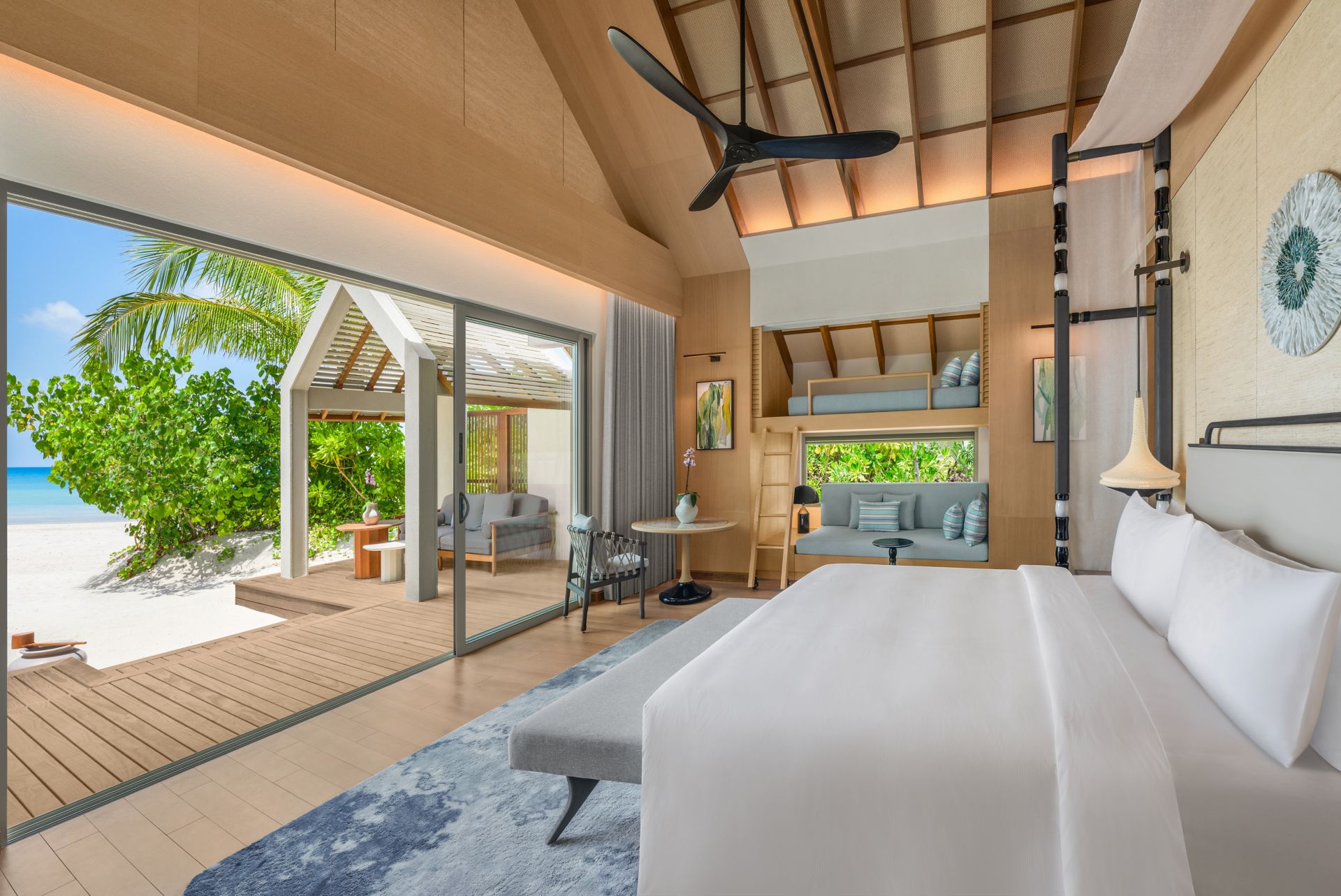 Family Beach Pool Villa