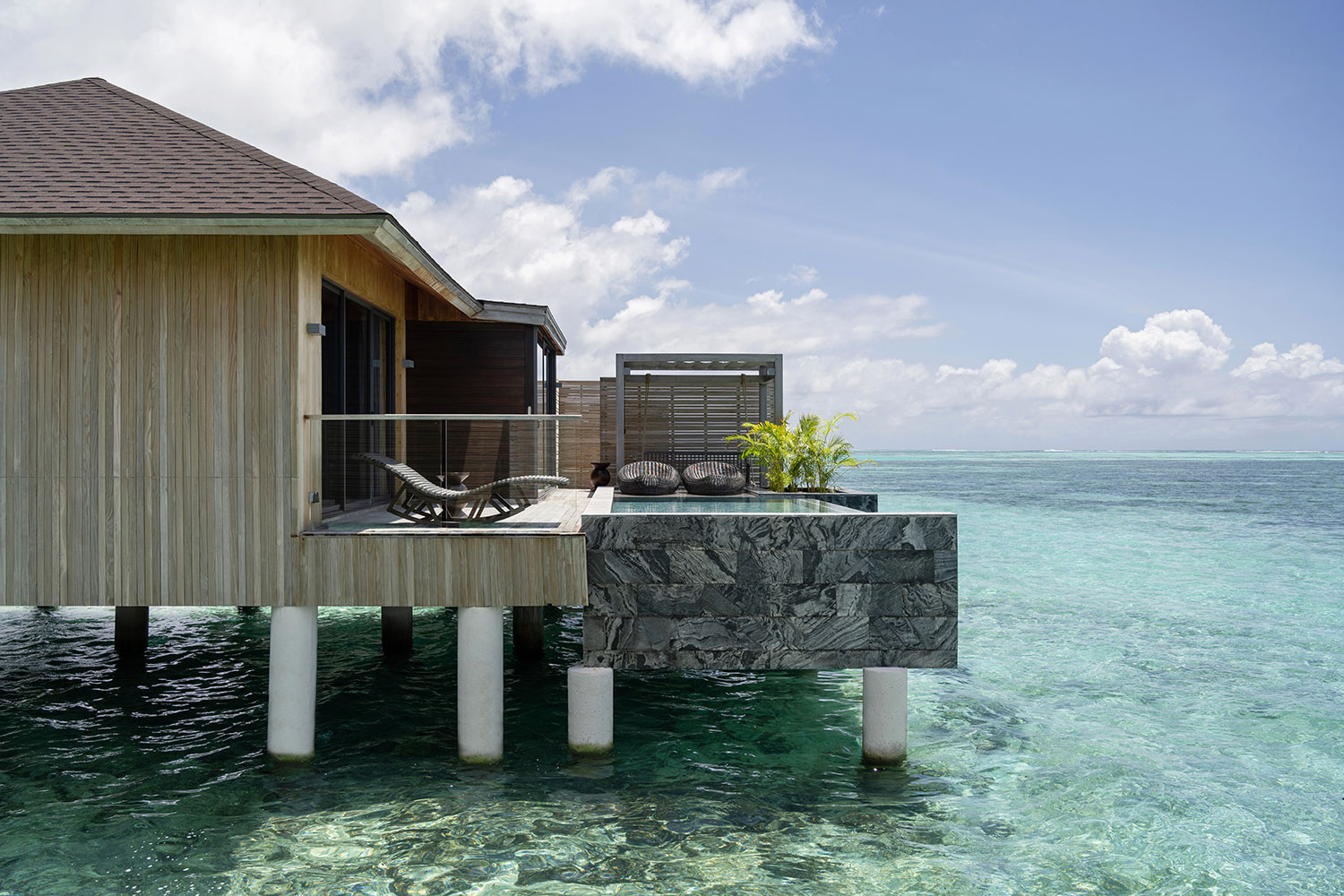 Aqua Pool Villa