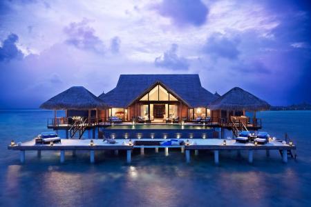 Rehendhi Presidential Overwater Suite