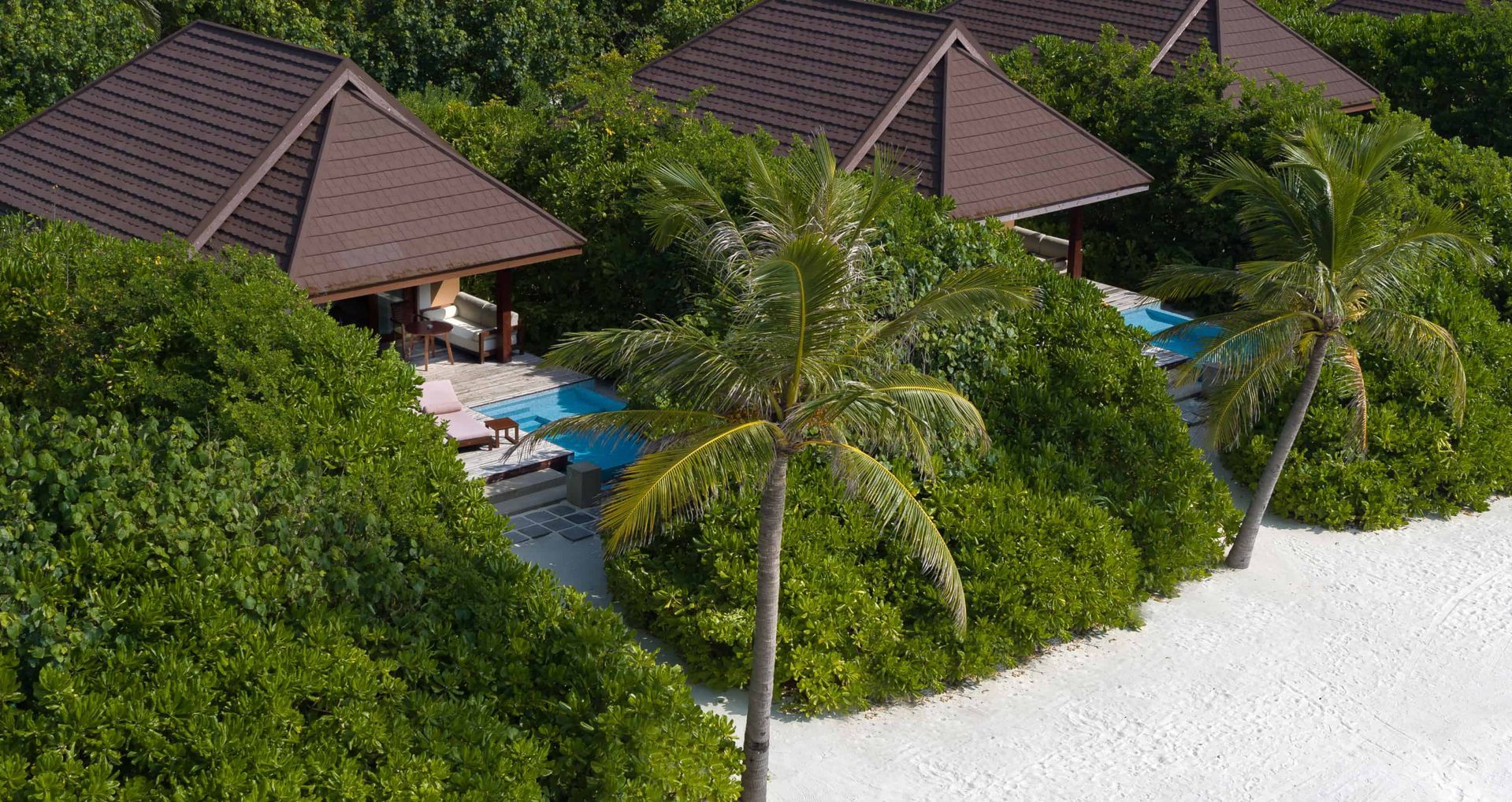 Deluxe Beach Villa