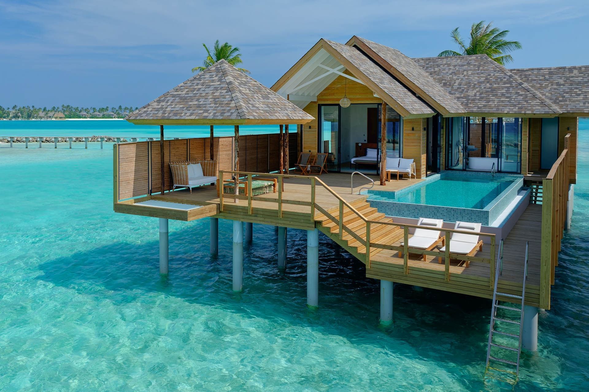 Deluxe Water Villa