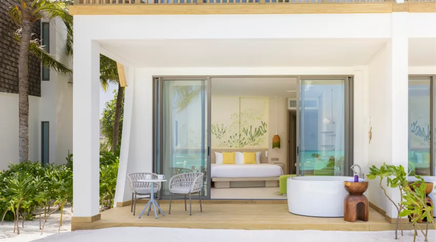 Mirage Beachfront Room with Jacuzzi