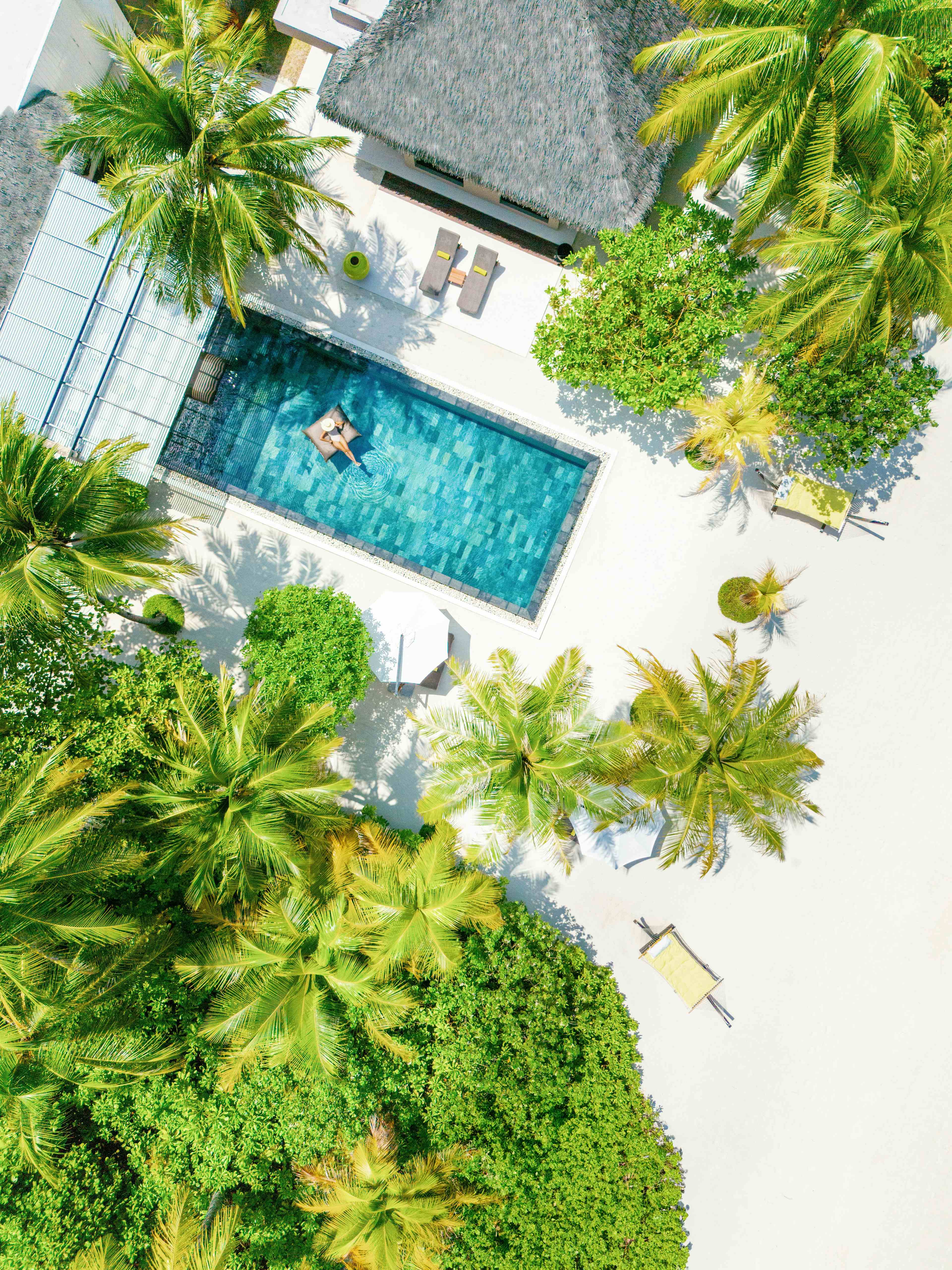 1-Bedroom Island Villa at Cheval Blanc Randheli thumbnail 3