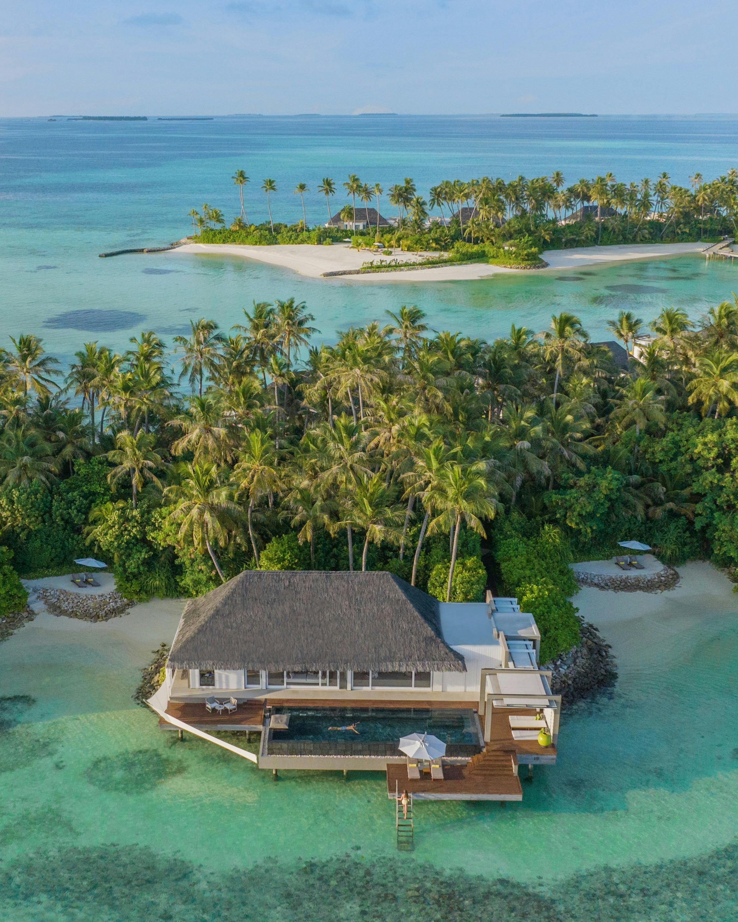 2-Bedroom Garden Water Villa at Cheval Blanc Randheli thumbnail 2