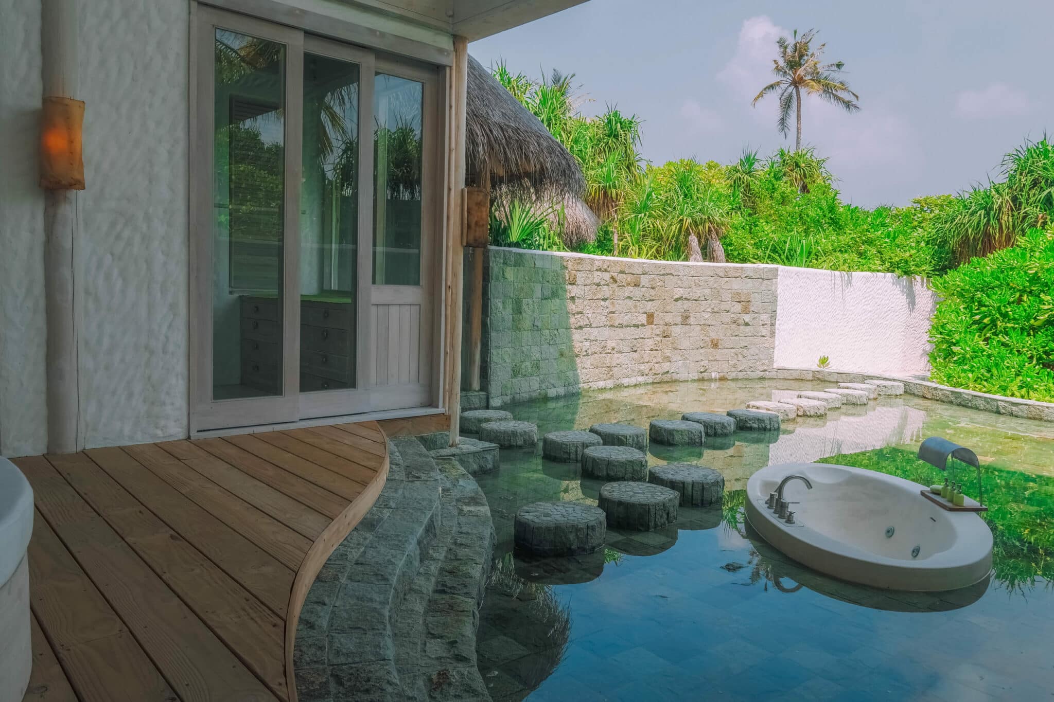 4 Bedroom Island Reserve with Slide at Soneva Jani thumbnail 6