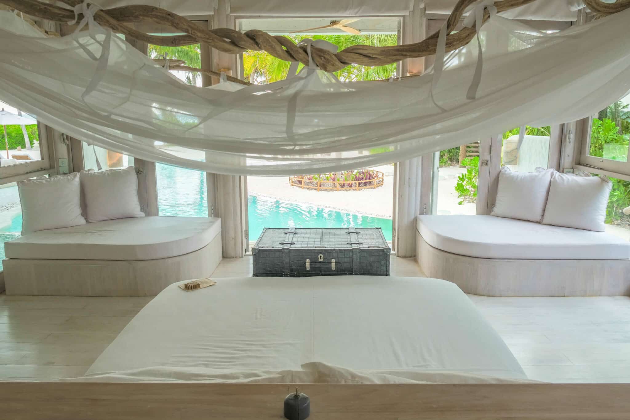 4 Bedroom Island Reserve with Slide at Soneva Jani thumbnail 8