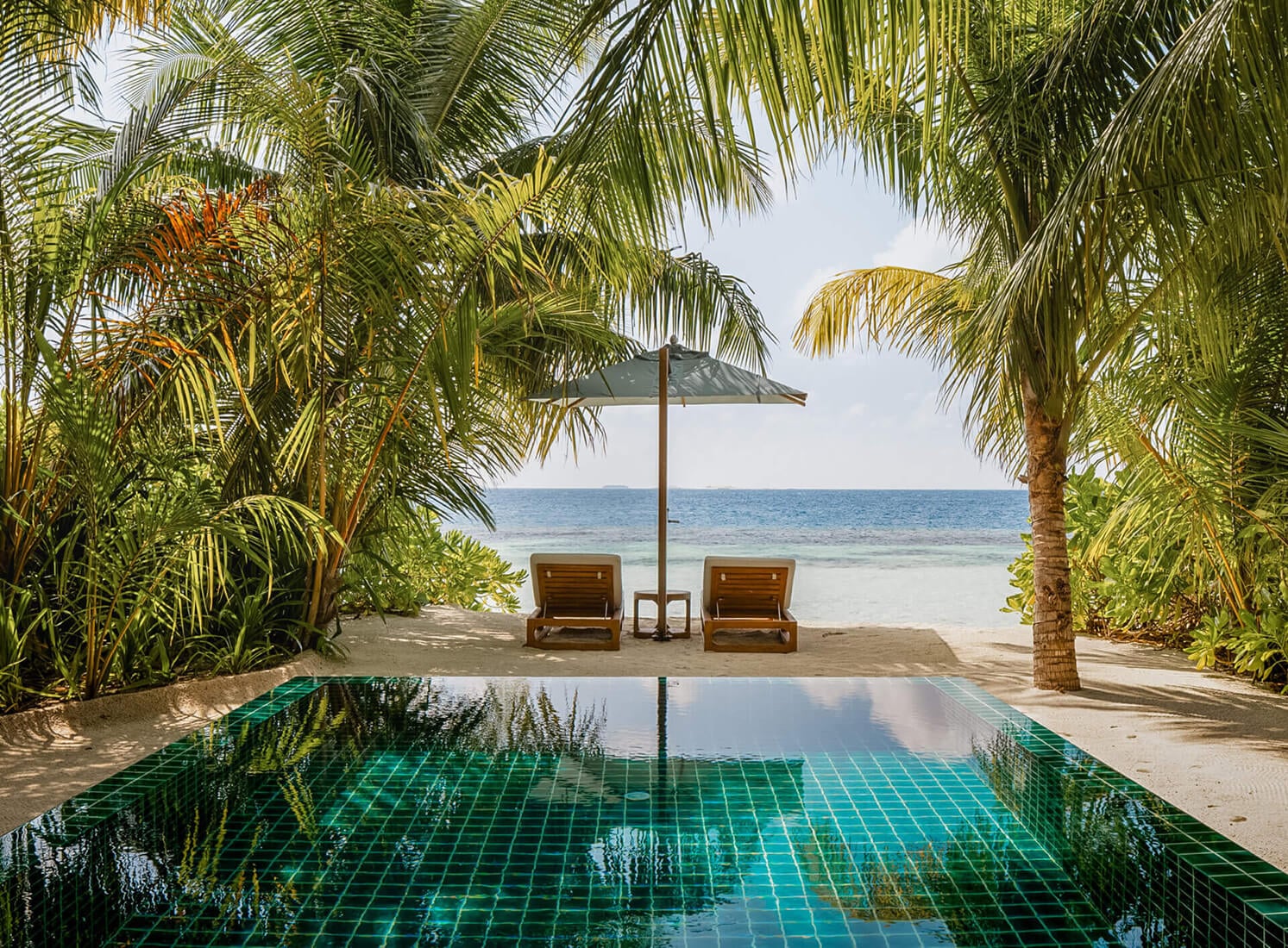 Deluxe Beach Bungalow with Pool