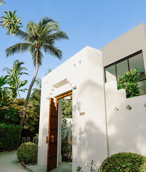 Three-Bedroom Beach Retreat with Private Pool at Kuda Villingili Resort thumbnail 2